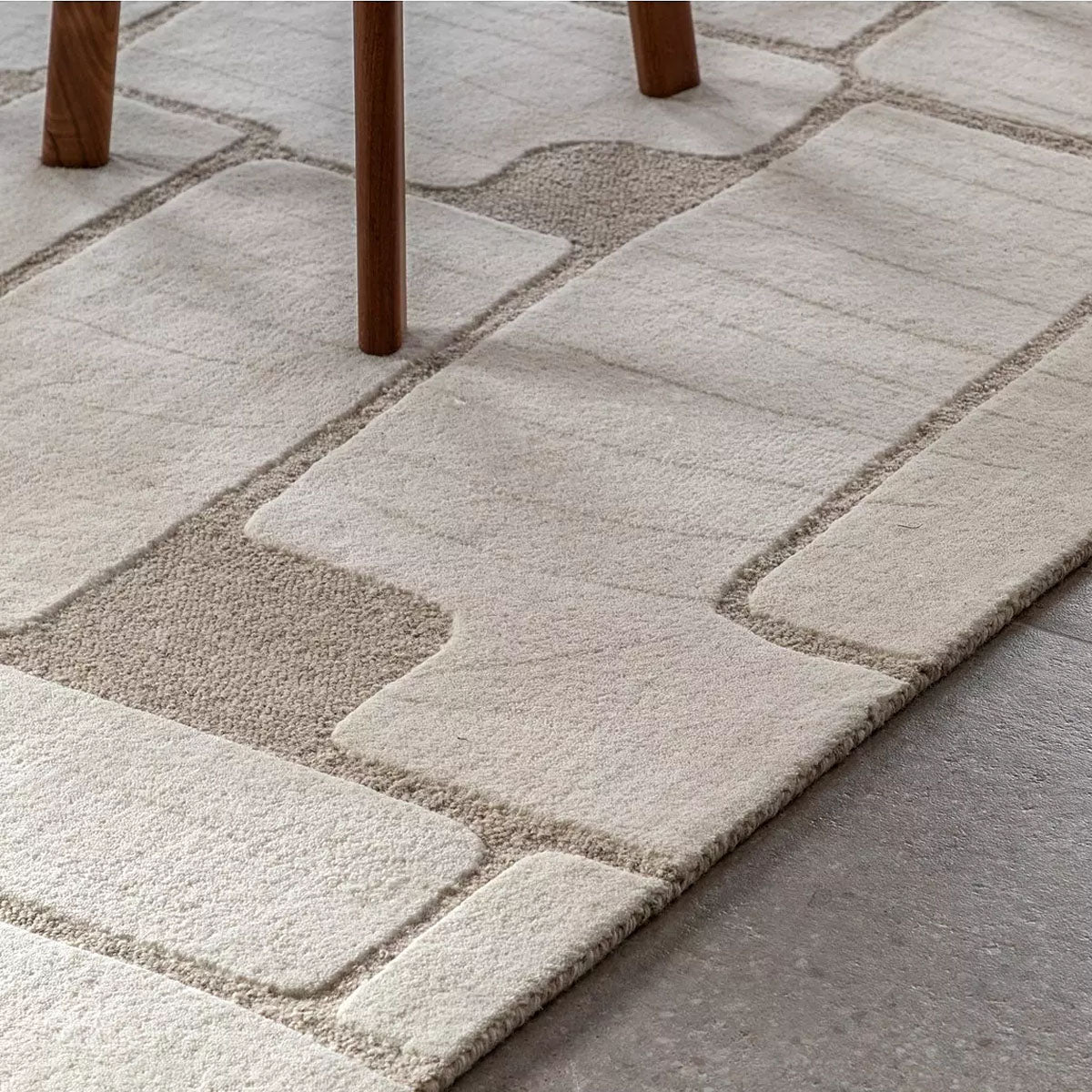 Gallery Direct Montauk Tufted Graphic Rug
