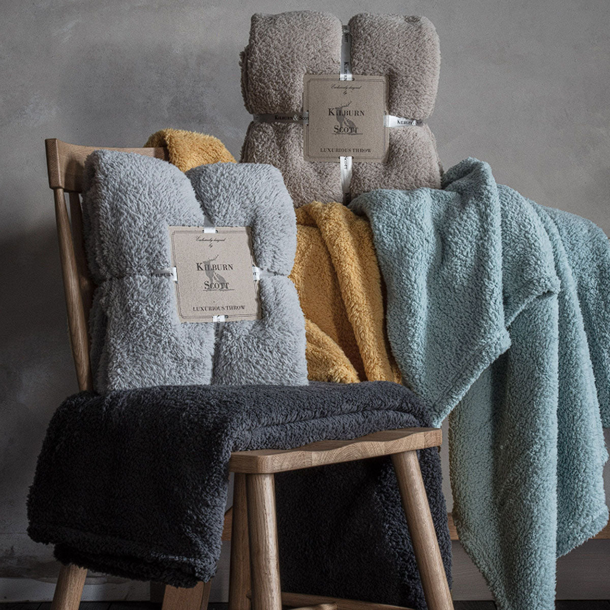 Gallery Direct Teddy Fleece Throw