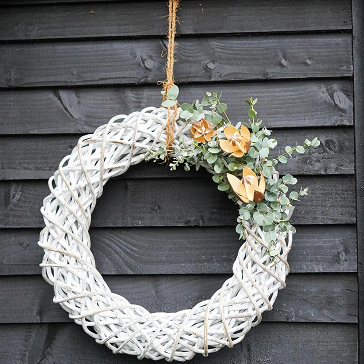 Ivyline Rattan Wreath White