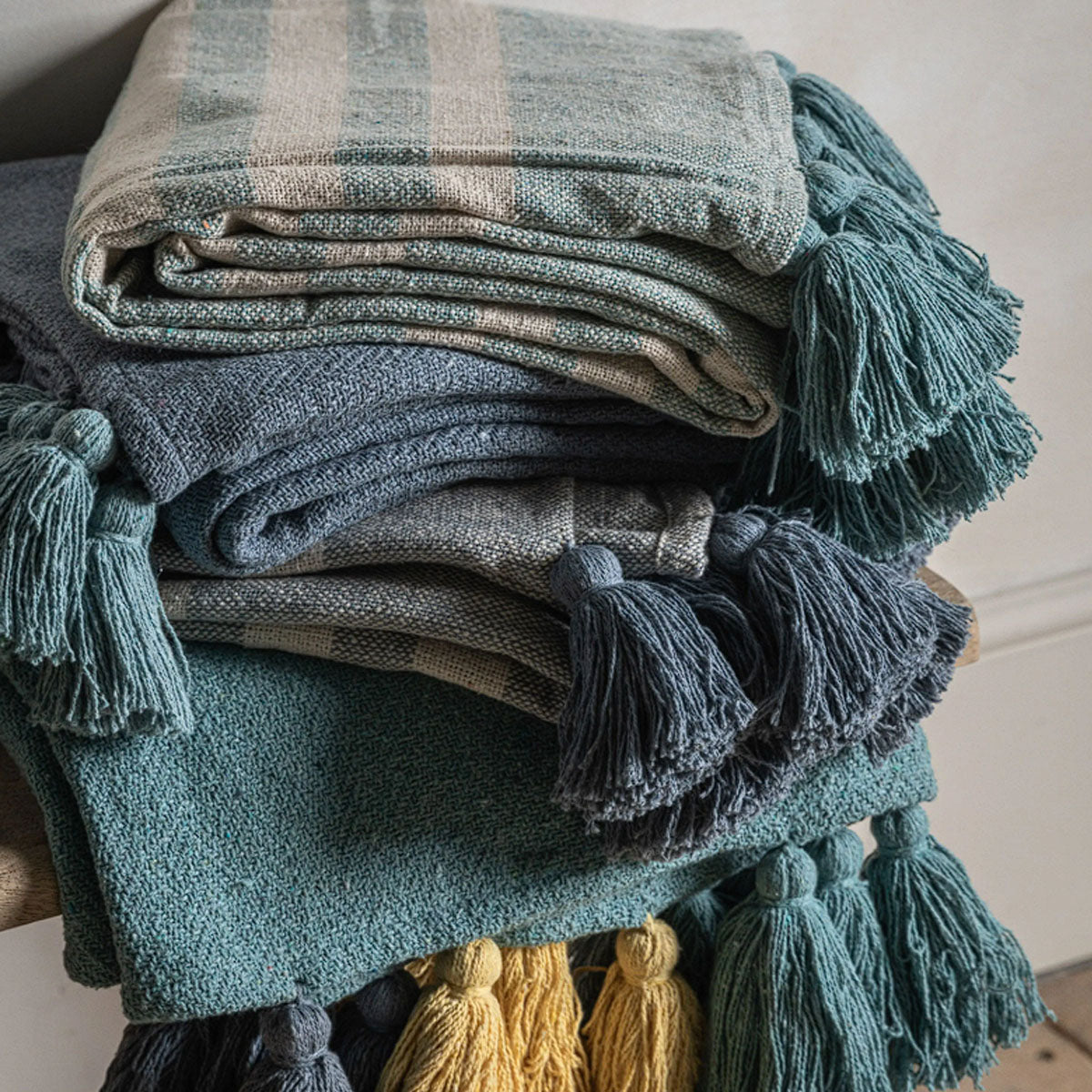 Gallery Direct Zamora Throw Teal