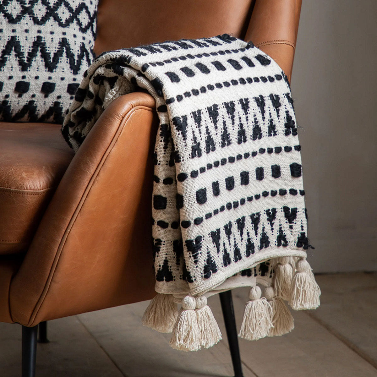 Gallery Direct Black & Cream Tufted Throw