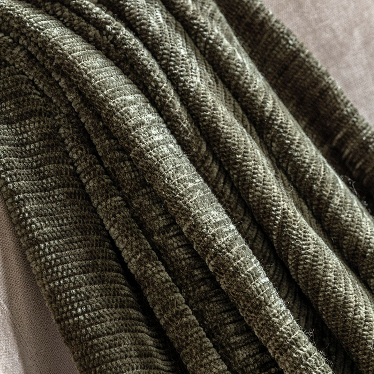 Gallery Direct Willow Chenille Throw