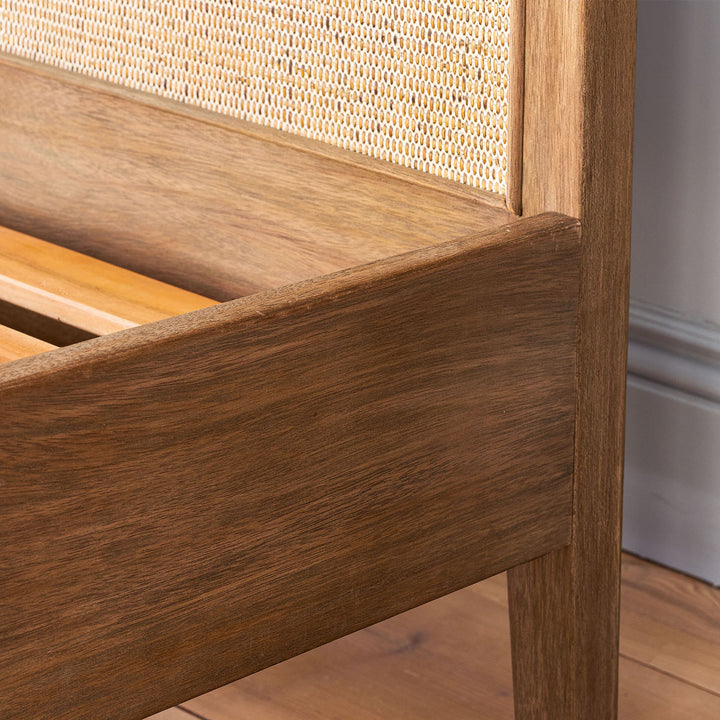 Garden Trading Chesterton King Bed Natural