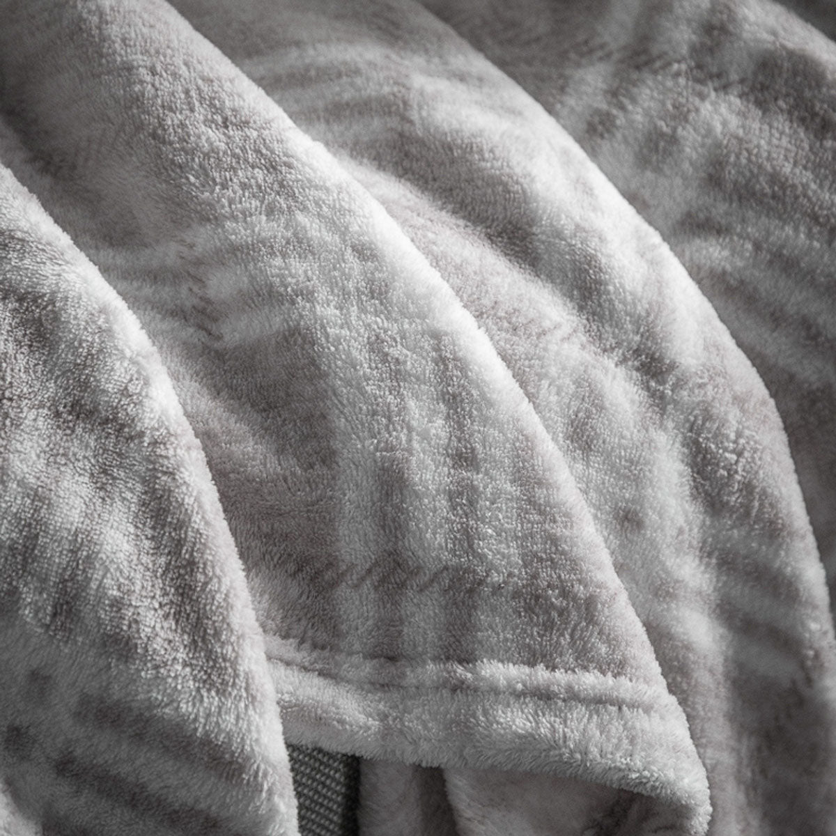 Gallery Direct Checkmate Rolled Fleece