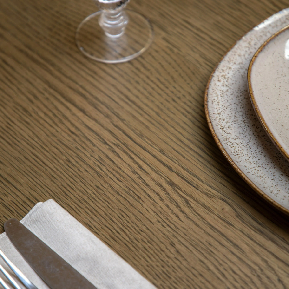 Gallery Direct Hardwick Extending Dining Table