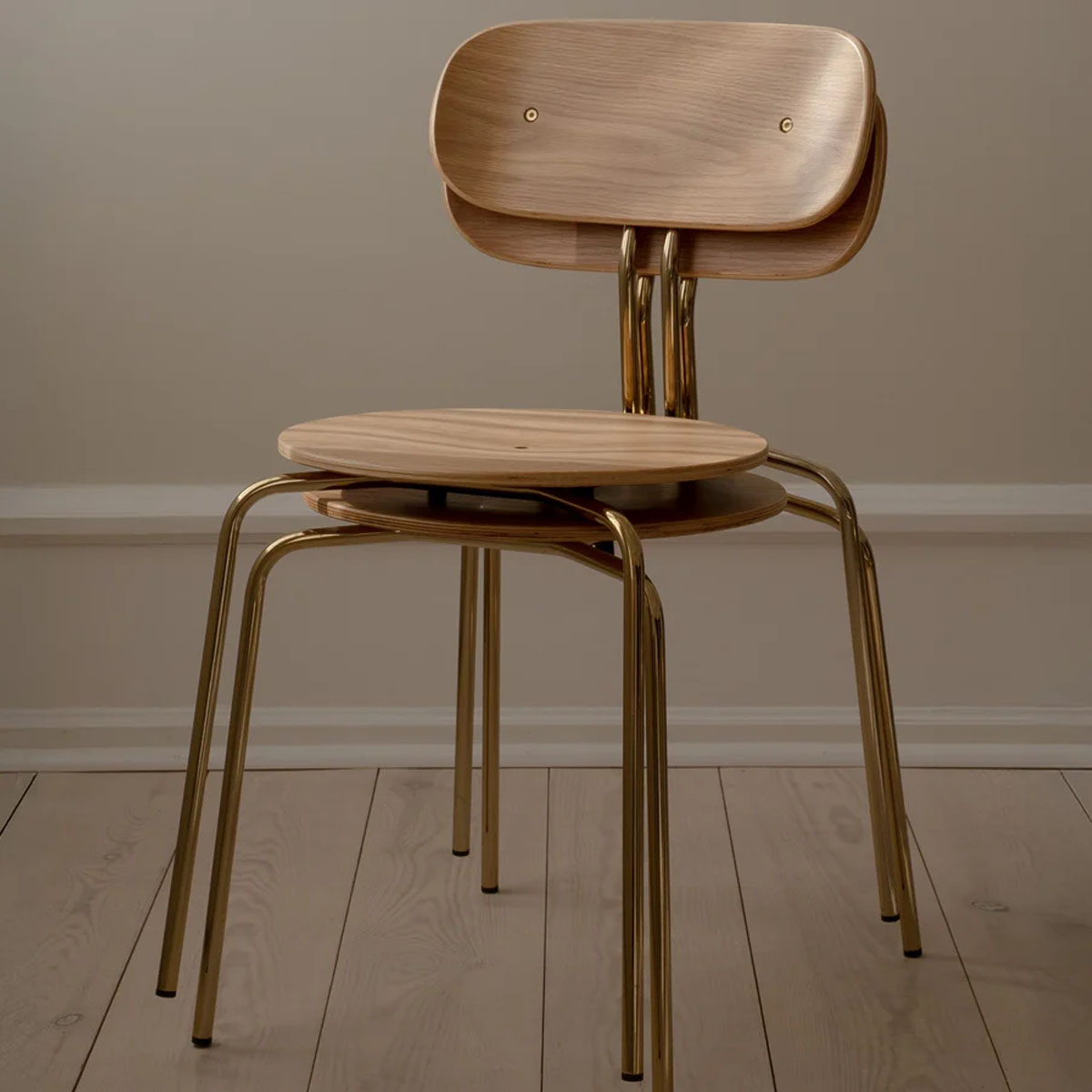 Umage Curious Oak Chair