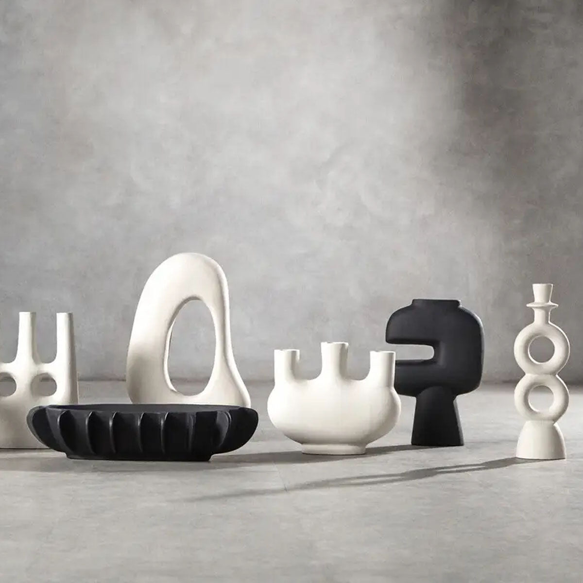 Beaumonde Home Hapax Abstract Small Black Vase