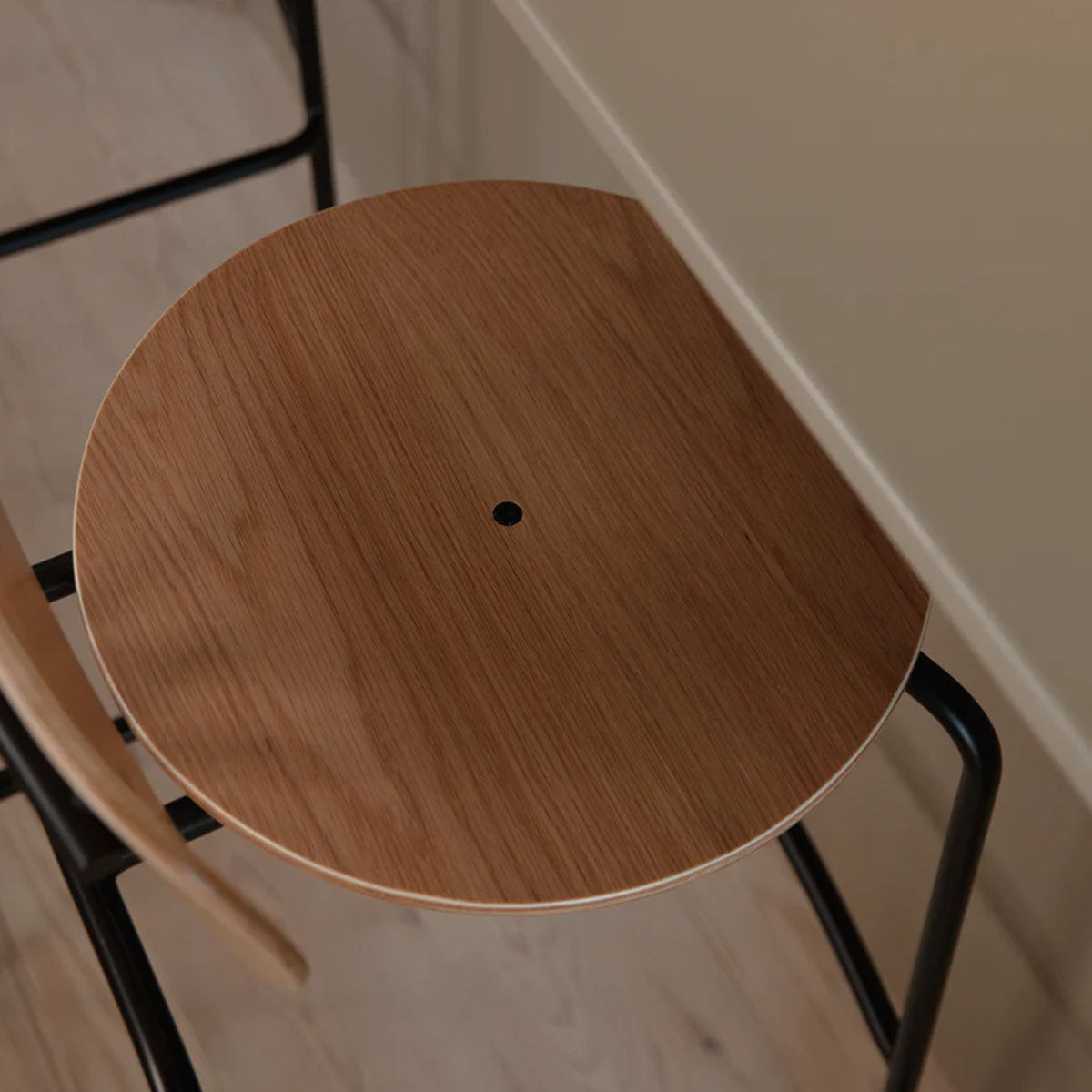 Umage Curious Barstool