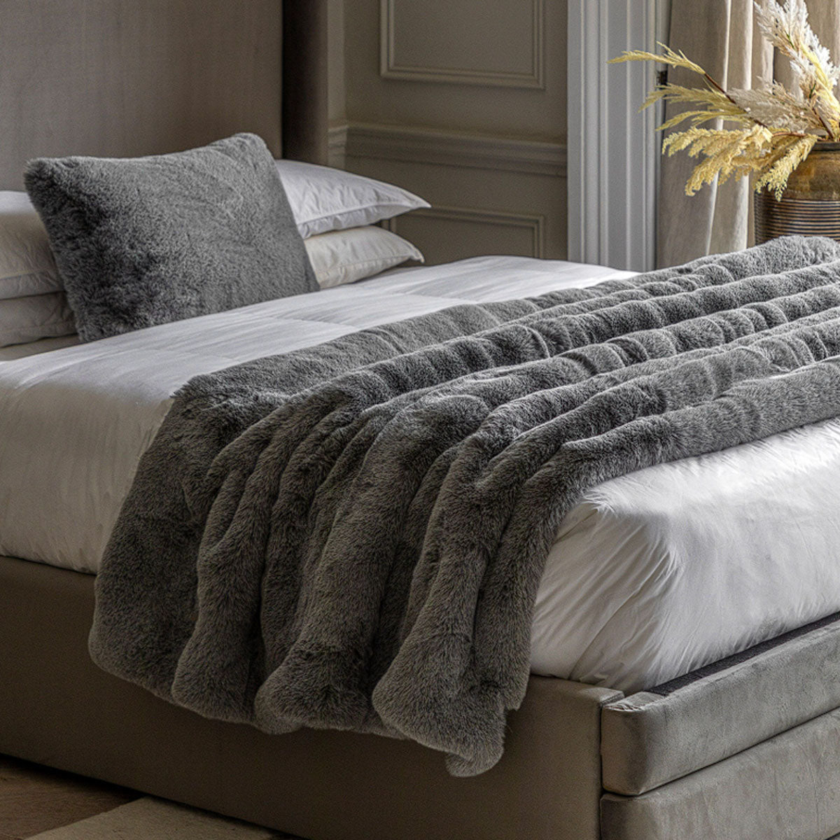 Gallery Direct Roscose Faux Fur Throw
