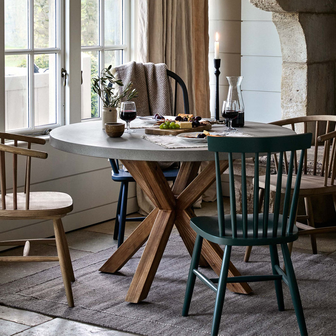 Garden Trading Burford Round Dining Table 120 cm Grey