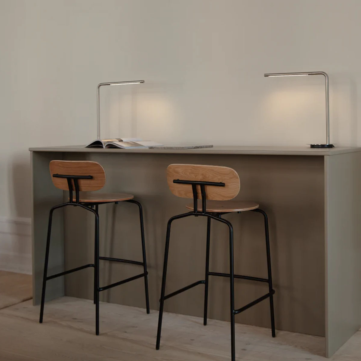Umage Curious Barstool