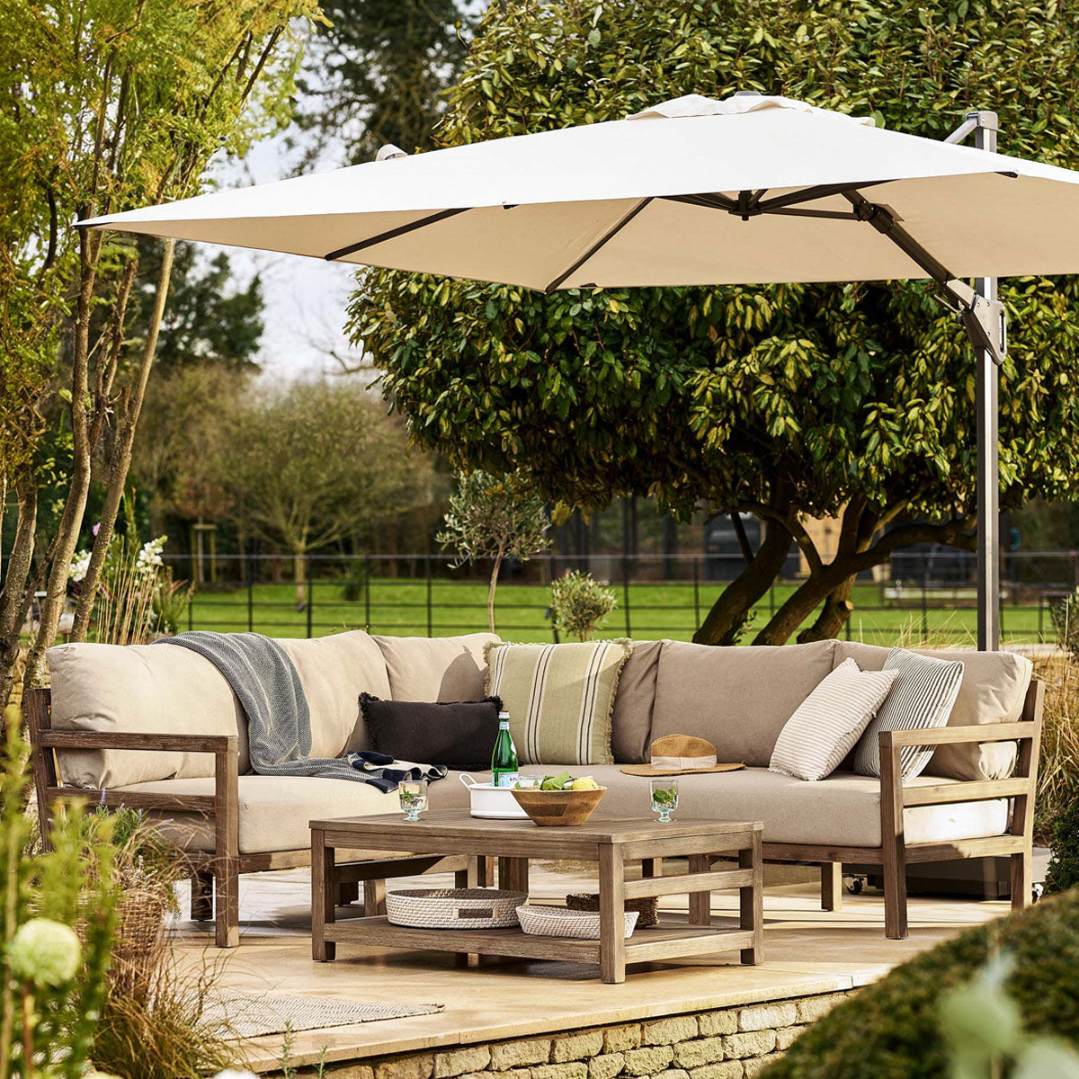 Garden Trading Sandridge Corner Sofa Set
