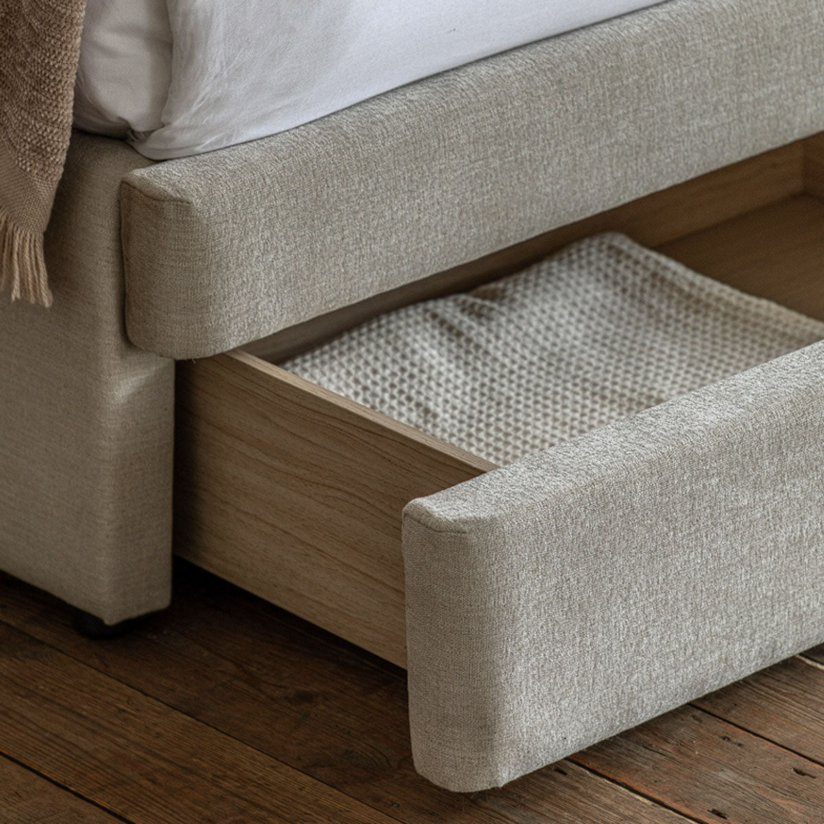 Gallery Direct Wilton Bed