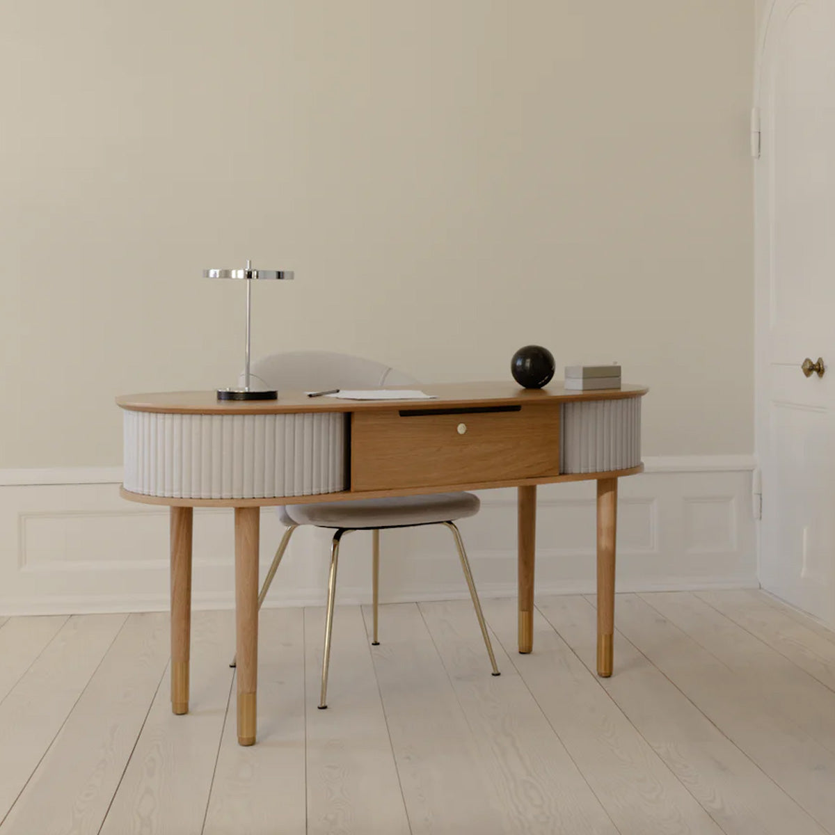 Umage Audacious Desk