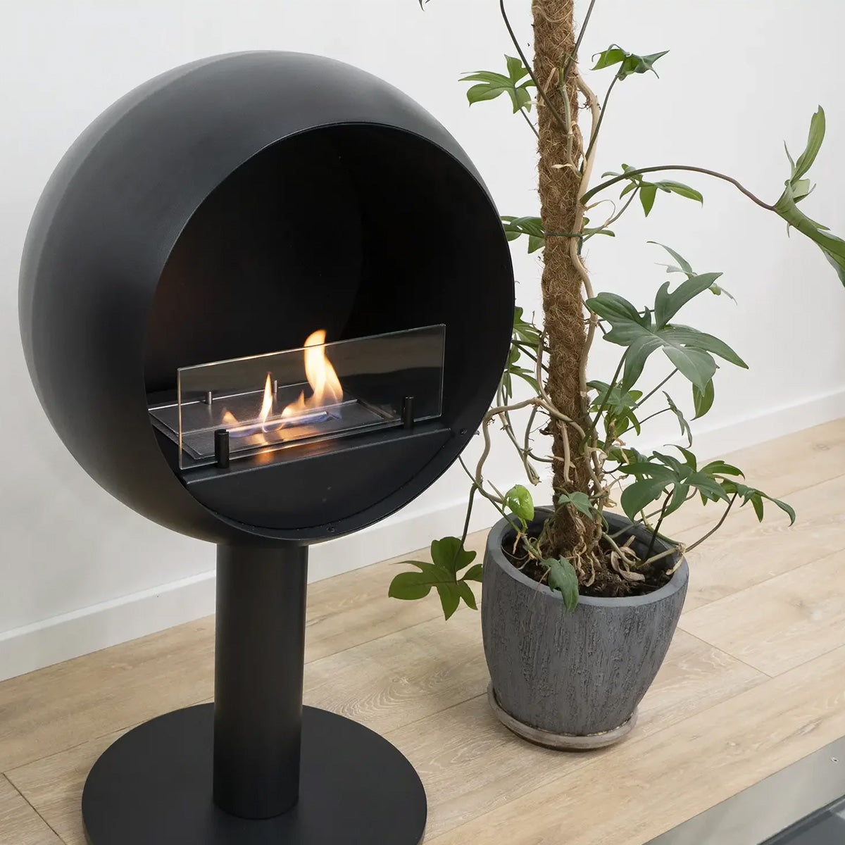 ScandiFlames Edmonton Freestanding Bioethanol Fireplace