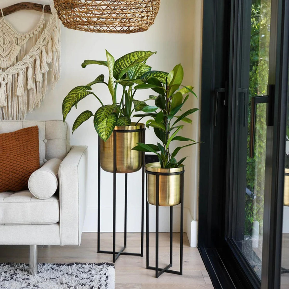 Ivyline Calla Planter Stand