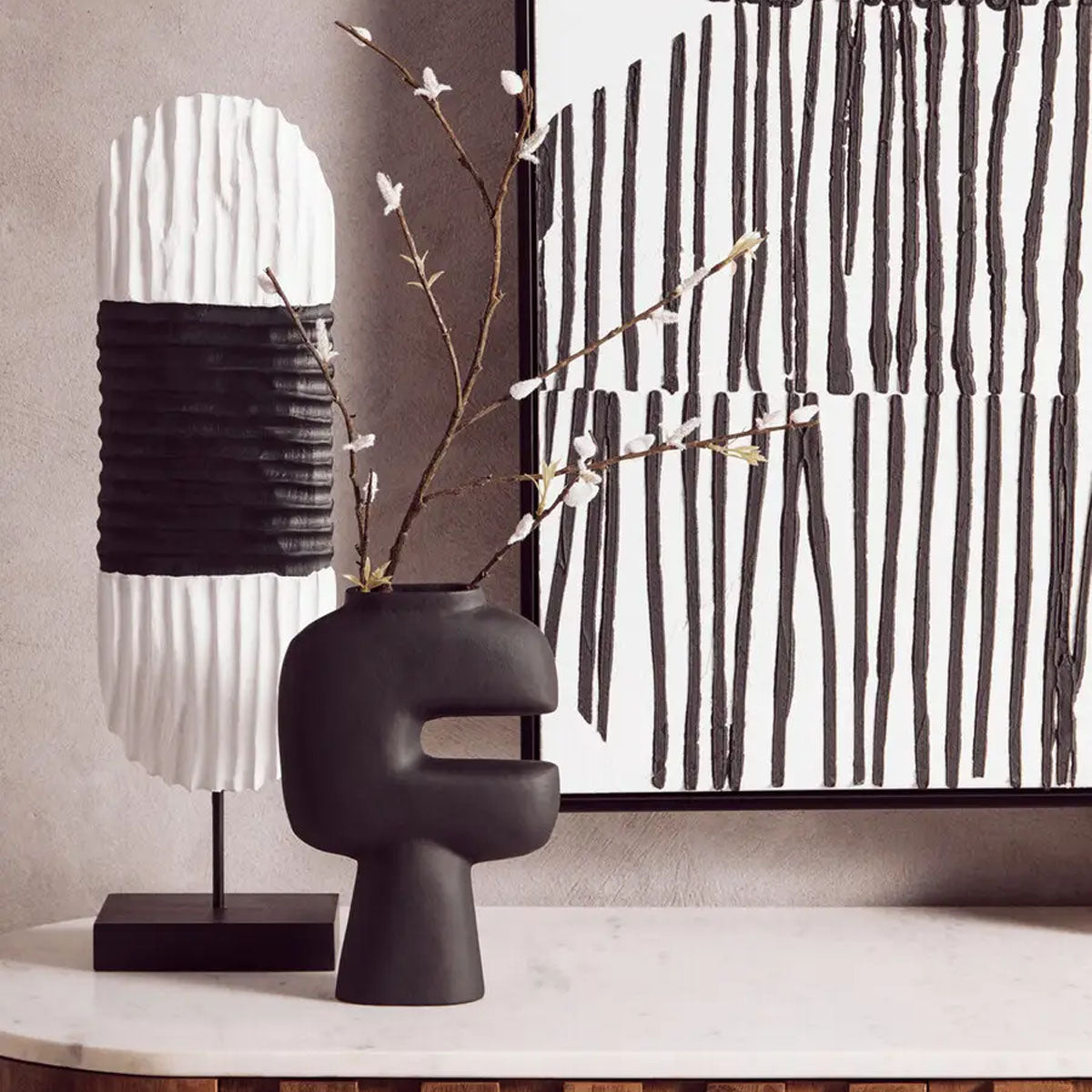 Beaumonde Home Fidel Black and White Mango Wood Oblong Sculpture
