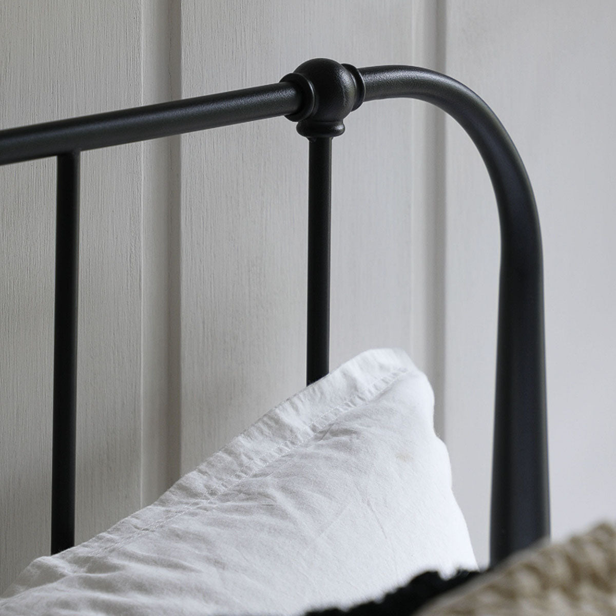 Gallery Direct Loughton Bedstead