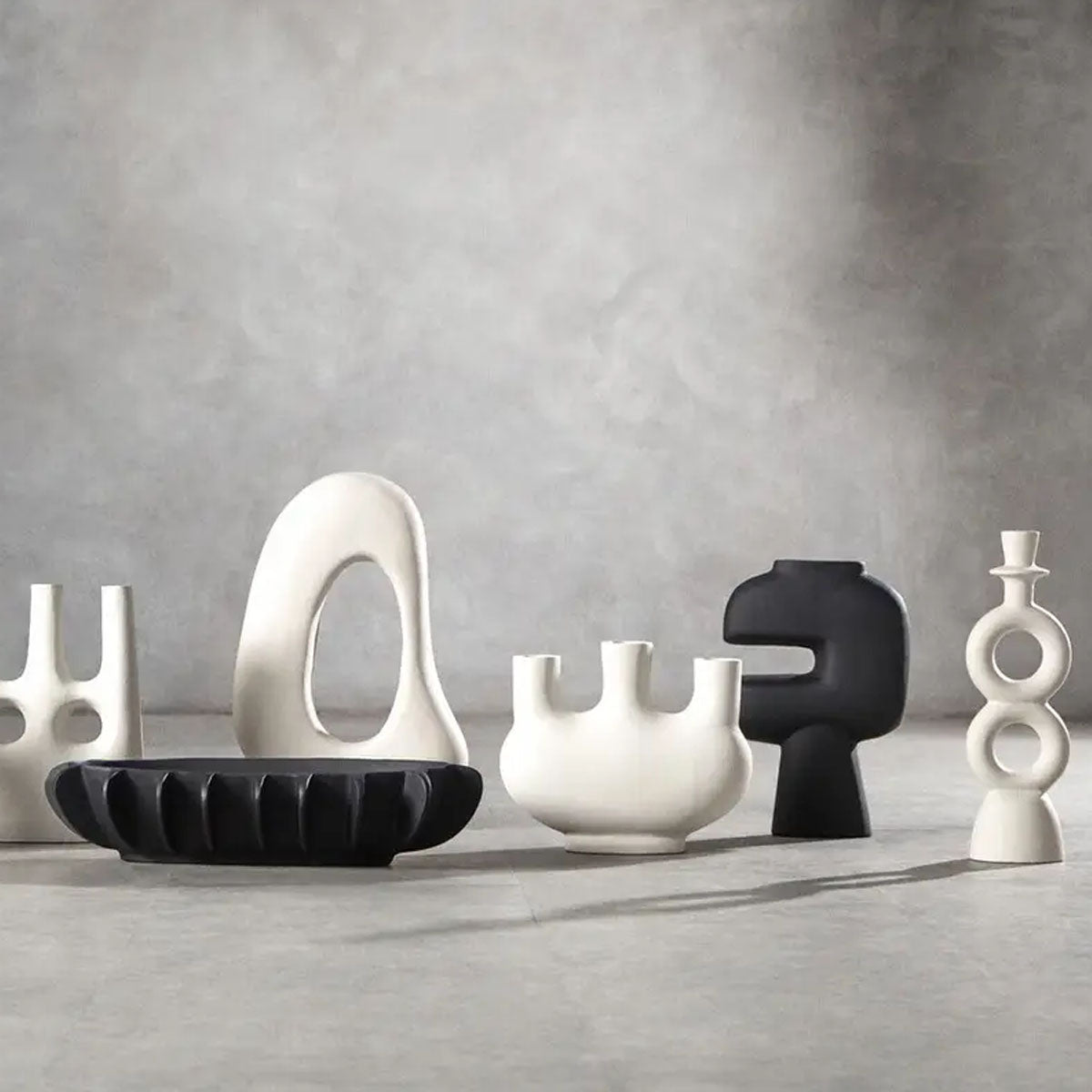 Beaumonde Home Hapax Small Black Candle Holder