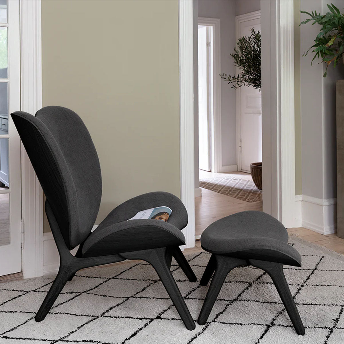 Umage A Conversation Piece Lounge Chair Tall