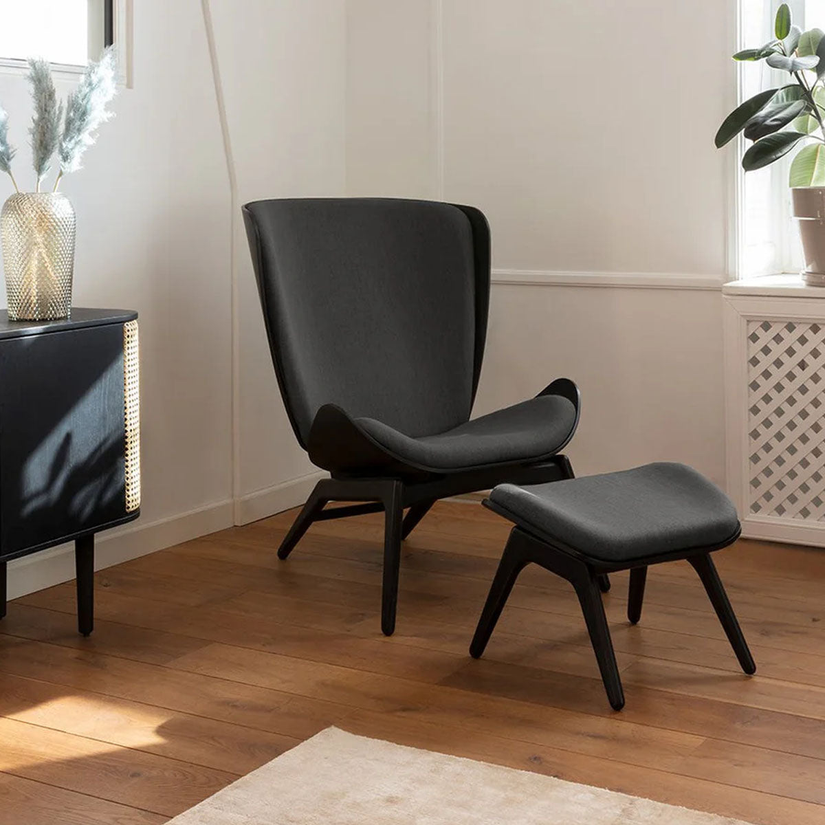 Umage The Reader Wing Chair