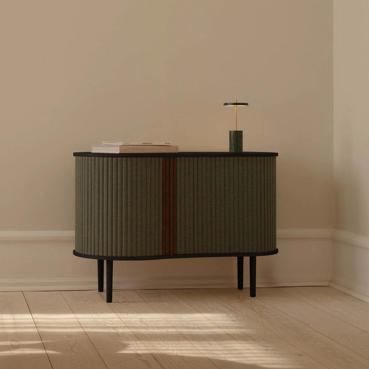 Umage Audacious Cabinet