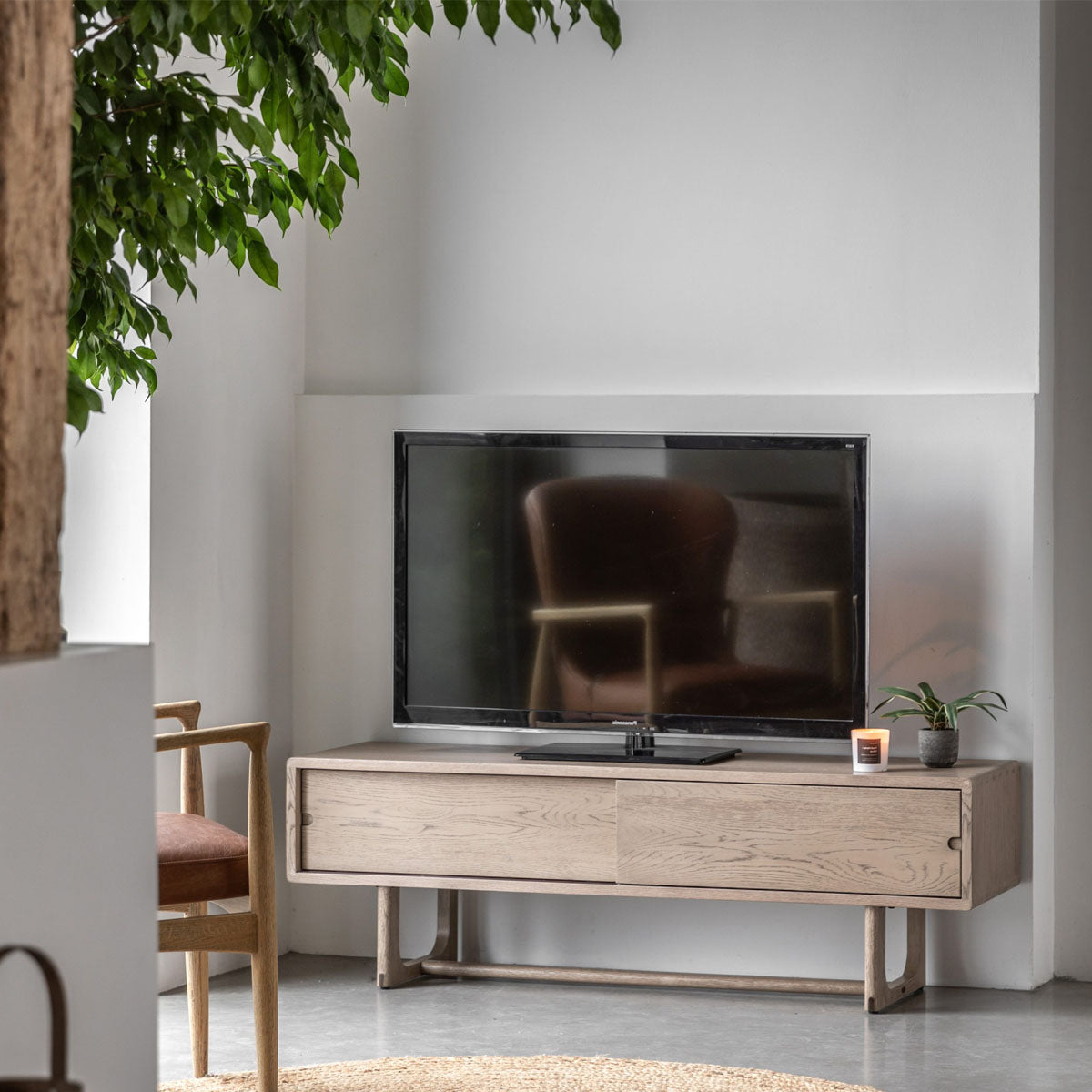 Gallery Direct Craft Media Unit Smoked 1400x400x450mm