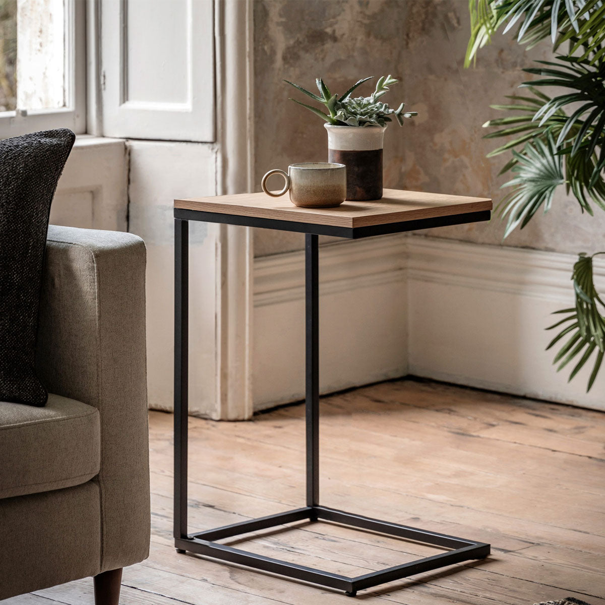 Gallery Direct Henley Supper C Table 300x400x600mm