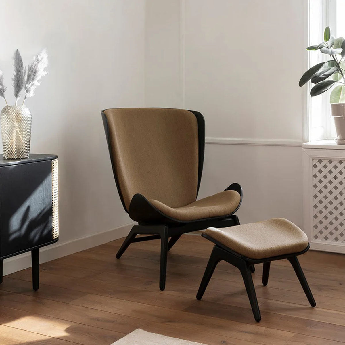 Umage The Reader Ottoman