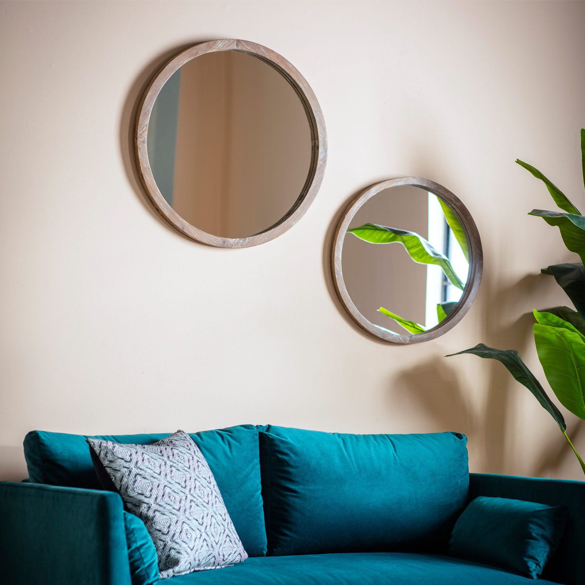 Gallery Direct Hector Mirror Round Small Natural 500x500x30mm