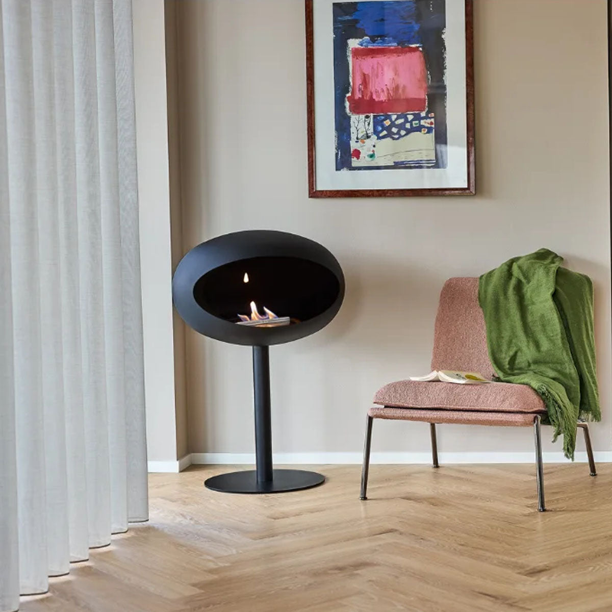 Le Feu Dome 625 - Black Ground Steel Low