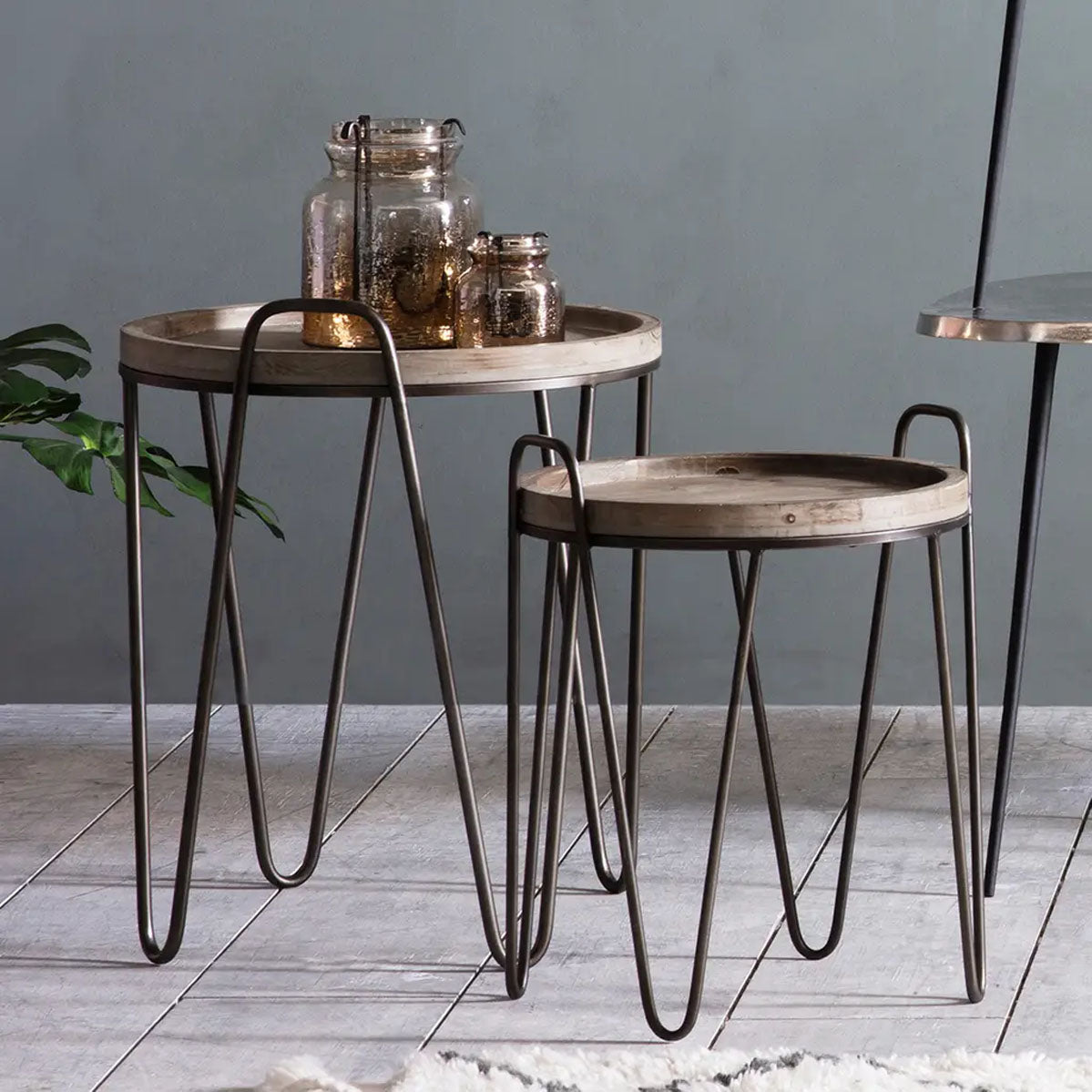 Gallery Direct Nuffield Nest of 2 Tables505/410x490/395x920/510mm