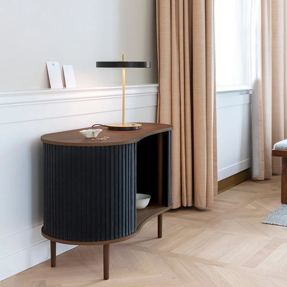 Umage Audacious Cabinet