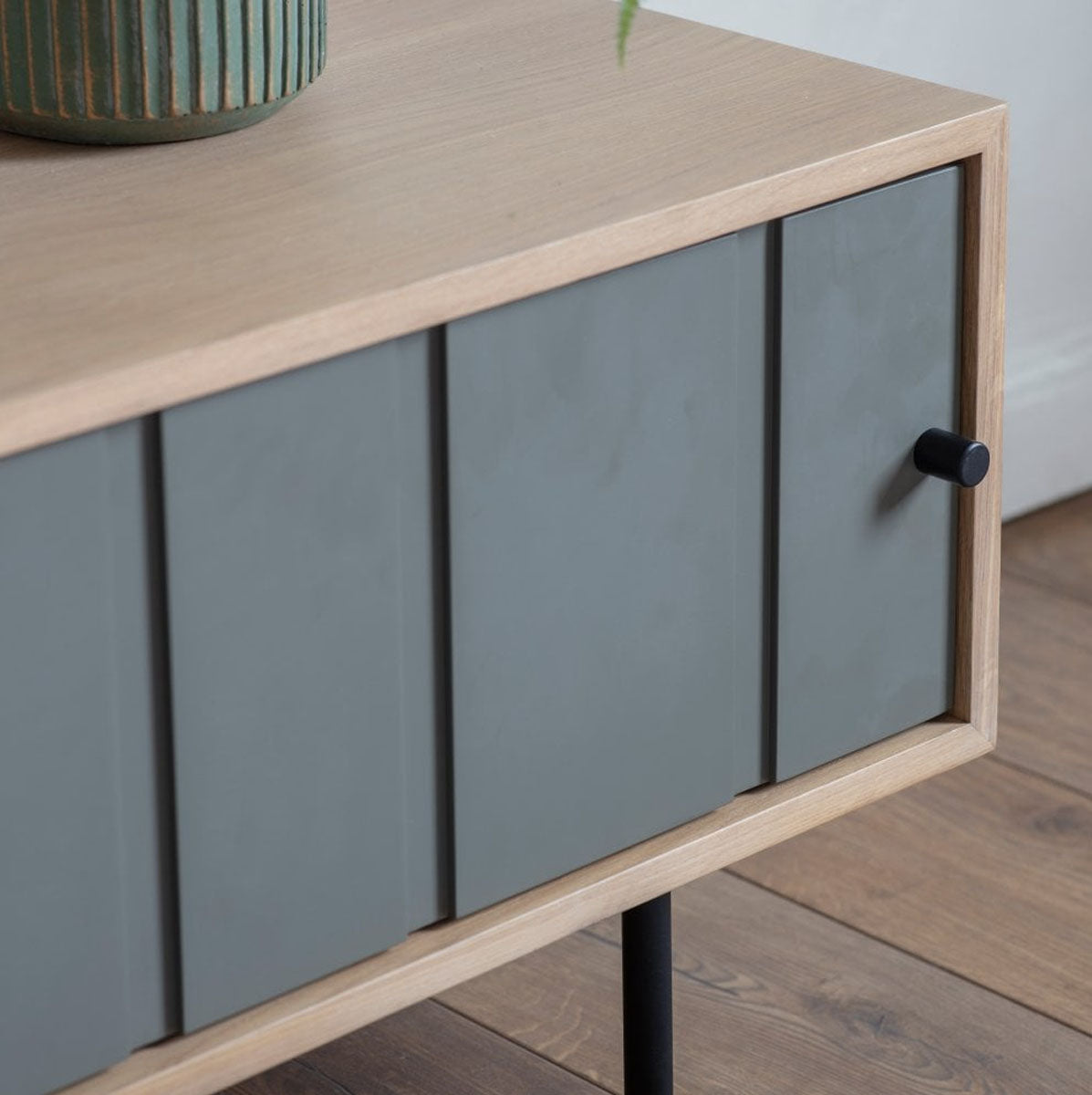 Gallery Direct Fuji Media Unit 1400x420x440mm