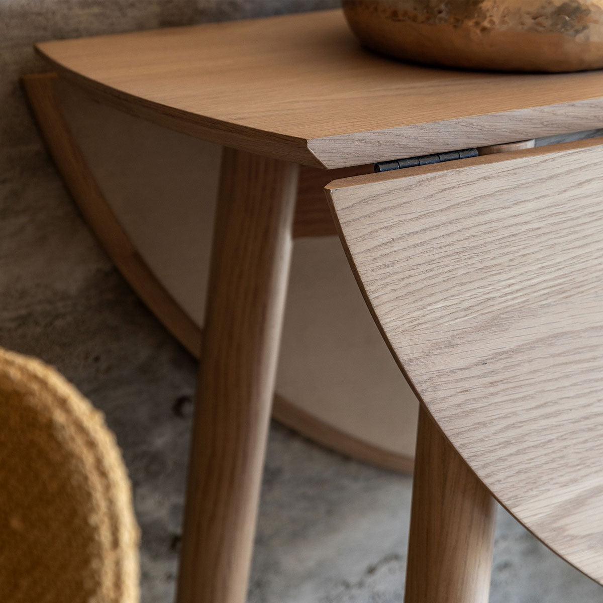 Gallery Direct Hatfield Flding Dning Tble Natural 1000x1000x750mm