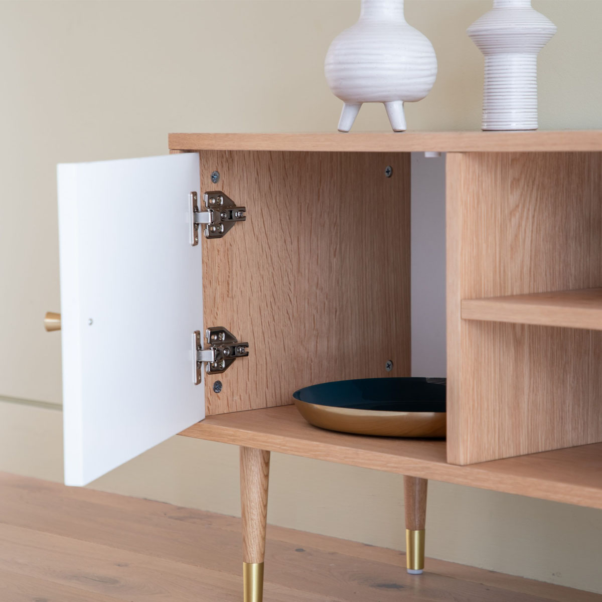 Gallery Direct Newbury Media Unit Oak White 1200x400x550mm