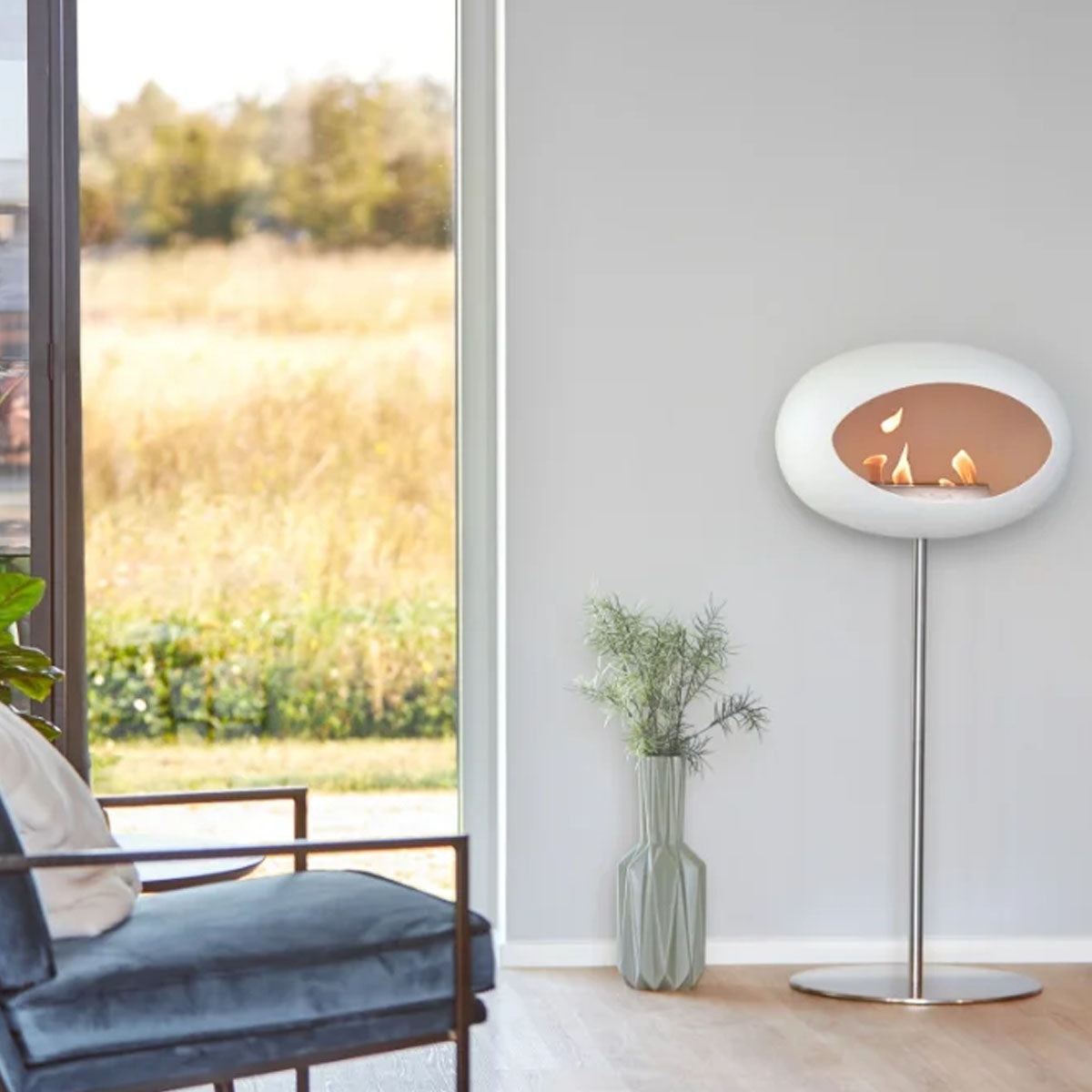 Le Feu Ground Steel High - White - 60mm Pole Width