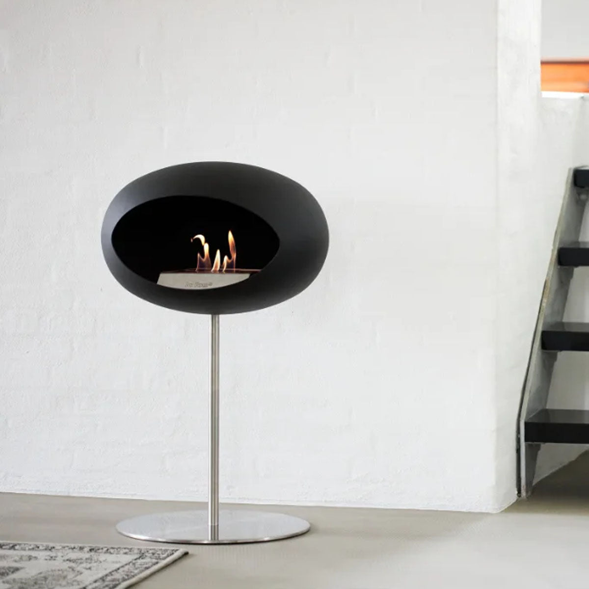 Le Feu Ground Steel Low - Black - 25mm Pole Width