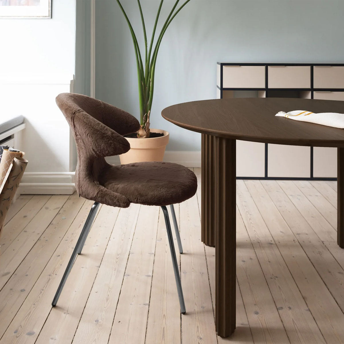 Umage Comfort Circle Table