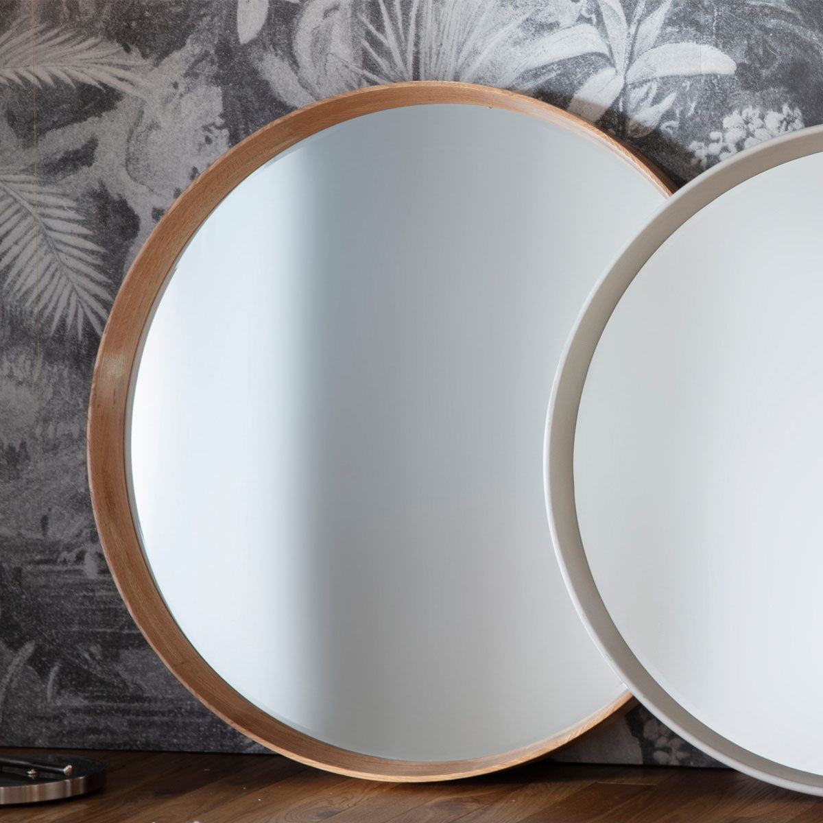 Gallery Direct Keaton Round Mirror Oak 735x735mm