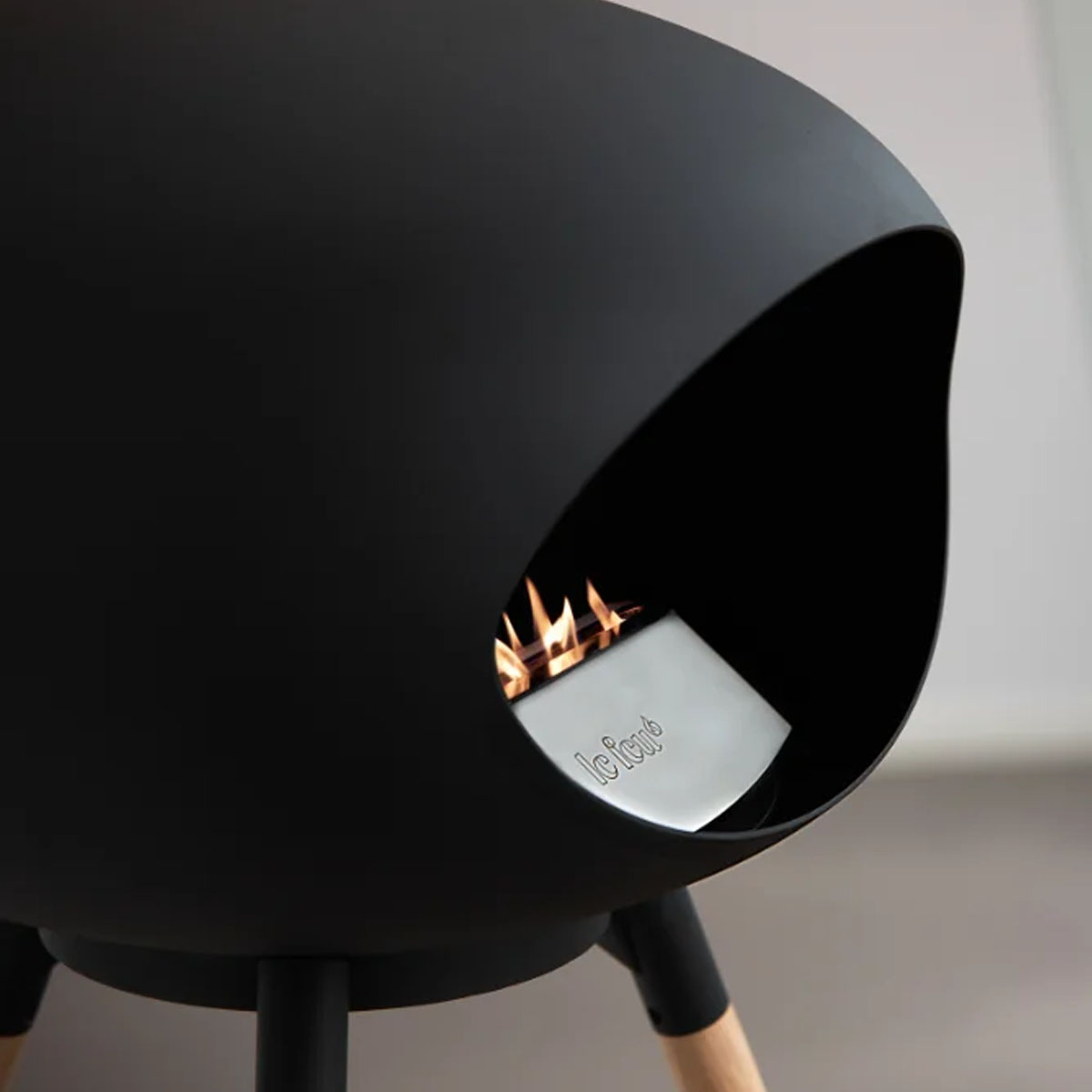 Le Feu Ground Wood Low - Black