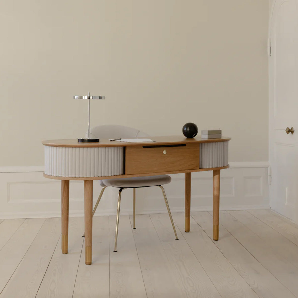 Umage Audacious Desk