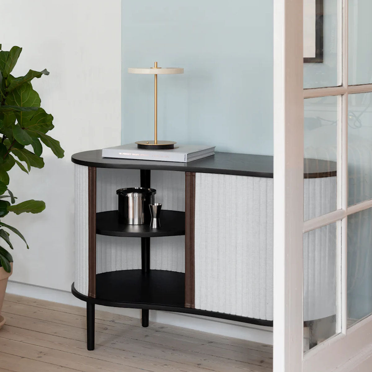 Umage Audacious Cabinet