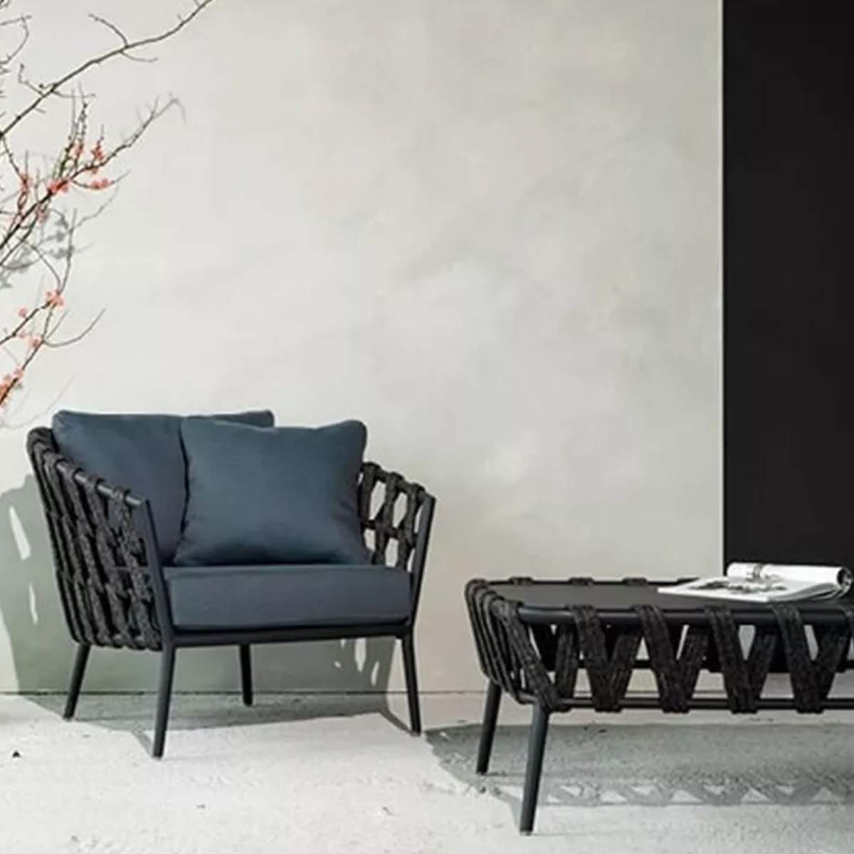 Vincent Shepherd Leo Garden Lounge Chair