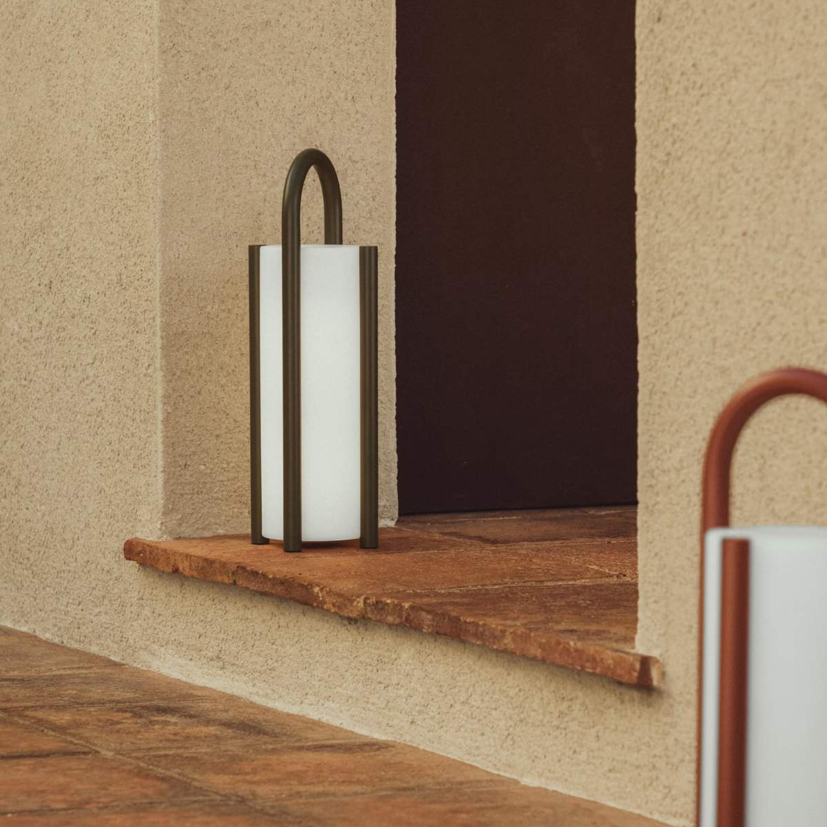Kave Home Leros large portable table lamp in green polyethylene and steel