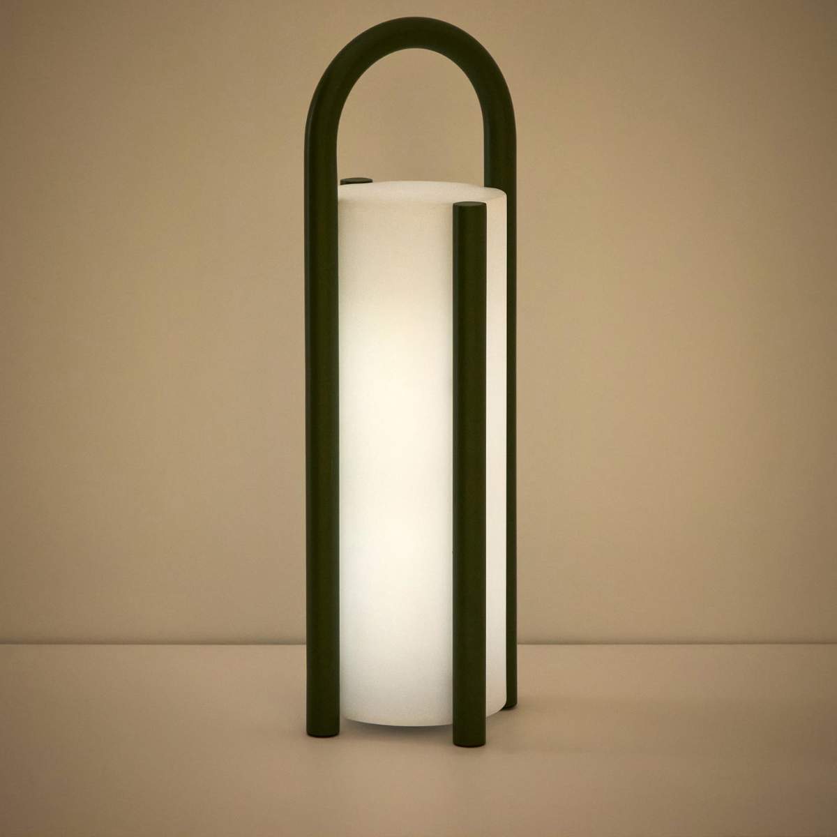 Kave Home Leros large portable table lamp in green polyethylene and steel