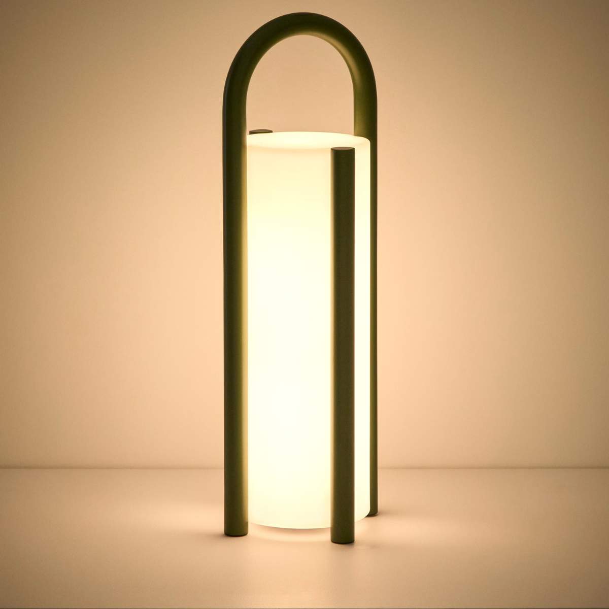 Kave Home Leros large portable table lamp in green polyethylene and steel
