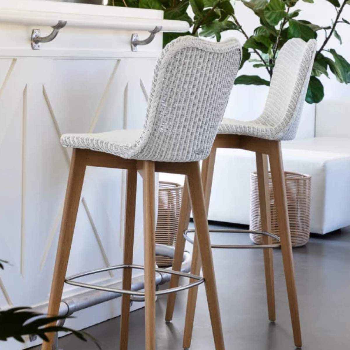 Vincent Shepherd Lily Bar Stool Lloyd Loom Oak