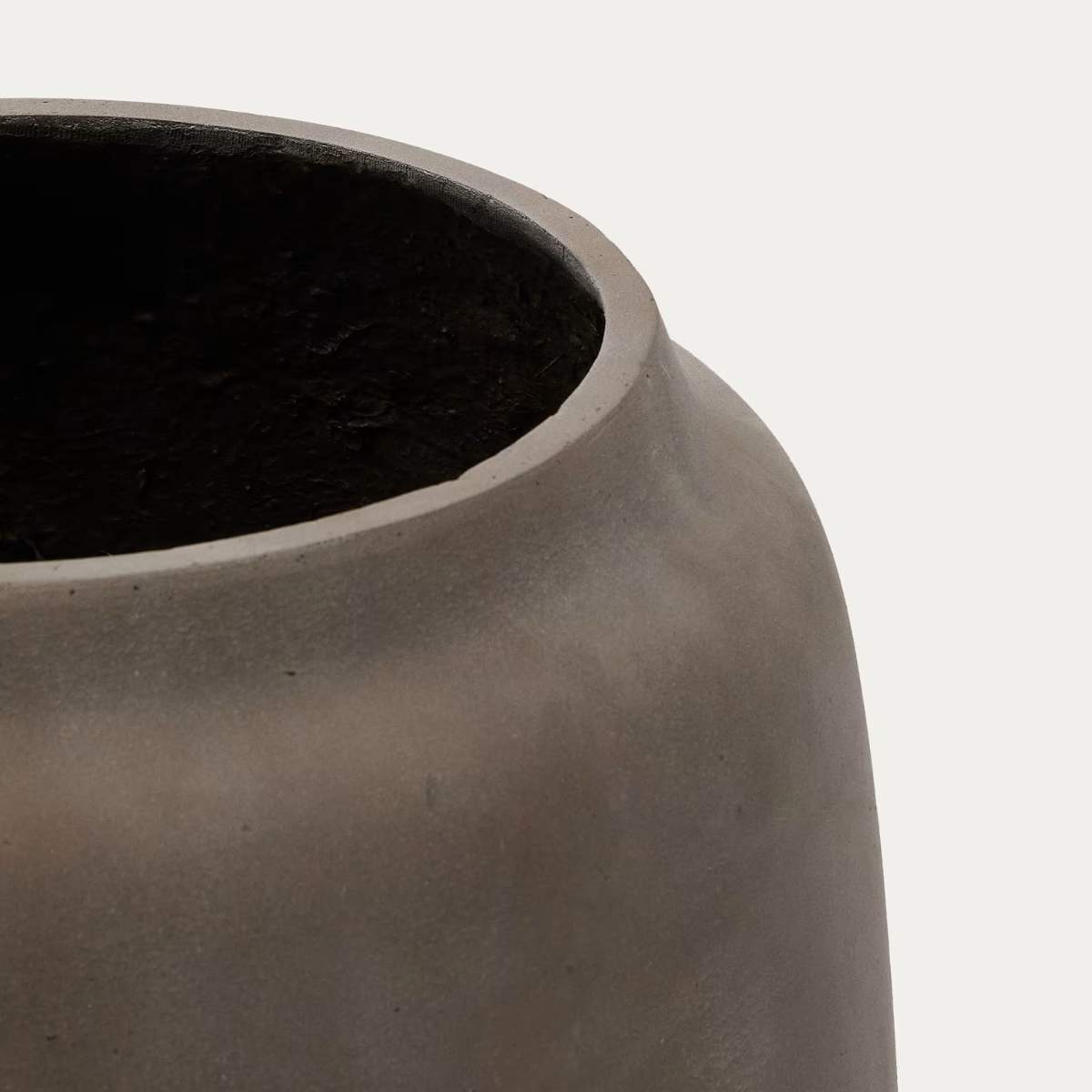 Kave Home Lira terracotta-effect planter Ø53cm