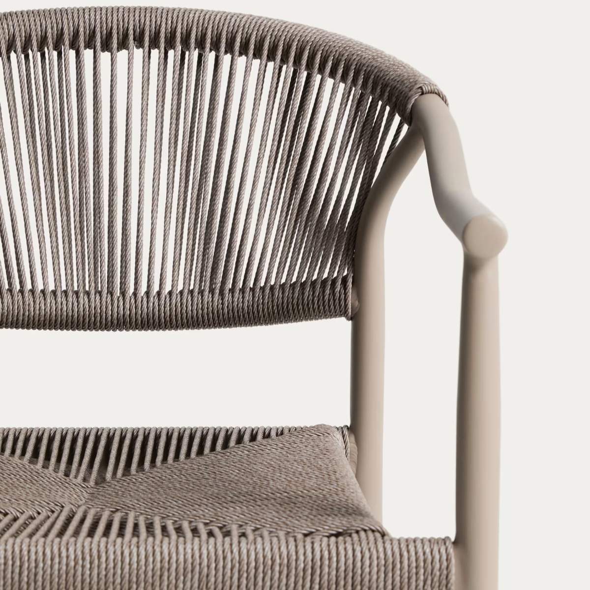 Kave Home Livadia stackable outdoor chair in ecru aluminium